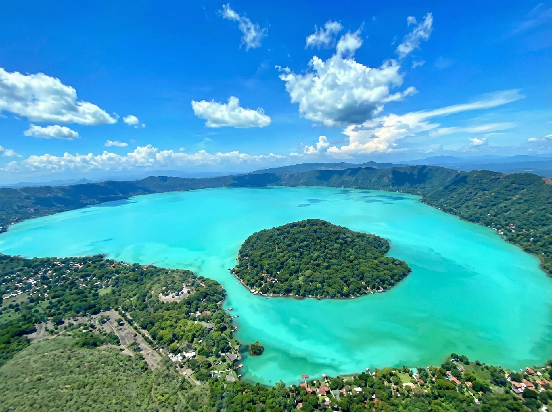 Crater lake — Lake Coatepeque El Salvador